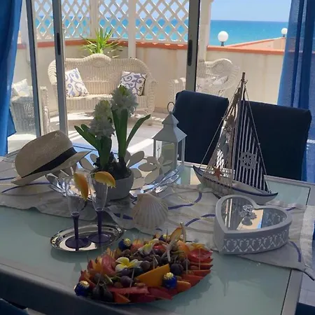 Timone D'oro Lägenhet *